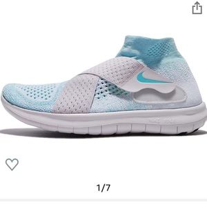 Nike Women’s Free RN Motion Flyknit
